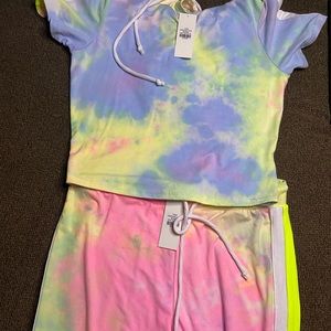 Womens Two Piece Tie-Dye Set (Cropped Top & Leggings)